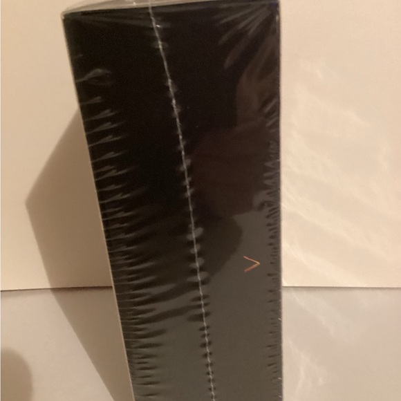 The Wild Unknown Tarot Deck & GuideBook - Picture 2 of 10